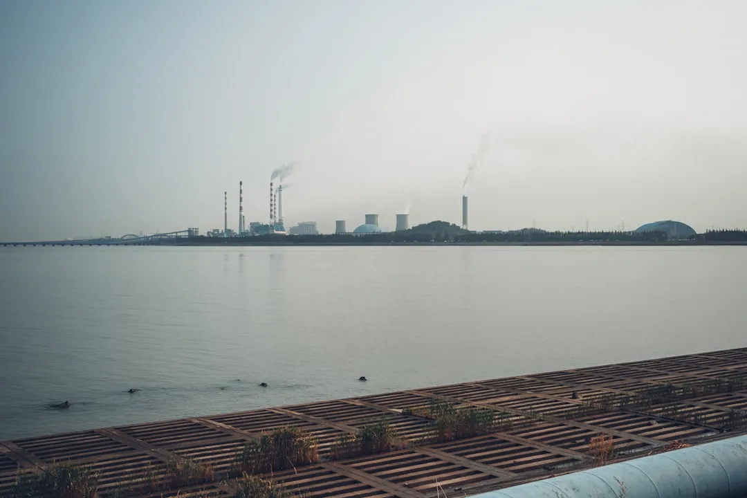 2024年海洋监测设备技术升级方向与选型指南