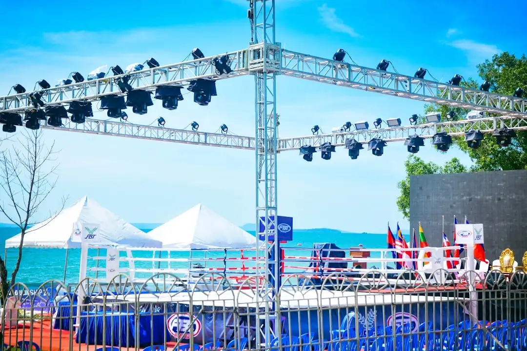 波浪浮标与海流计在海洋环境数据采集中的协同应用